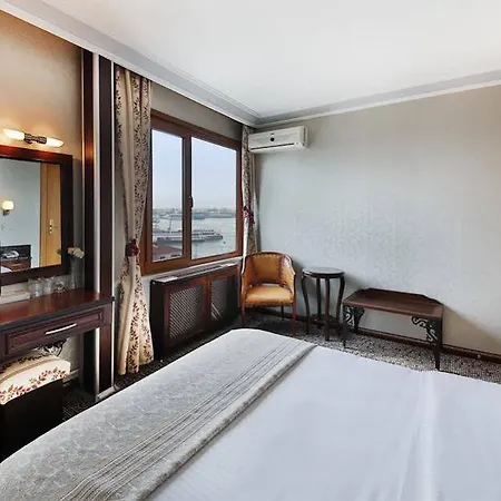 西多尼亚酒店 3*