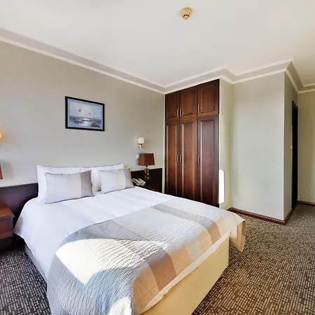 Sidonya Hotell 3*