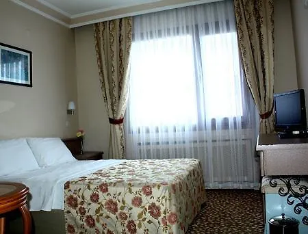 Sidonya 3*