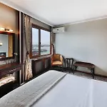 西多尼亚酒店 3*